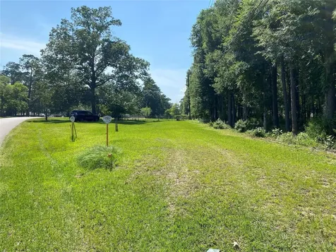 2107 Roman Forest Boulevard New Caney TX 77357