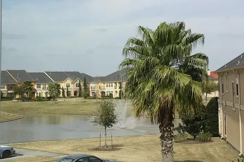 2046 Palm Forest Lane Houston TX 77077