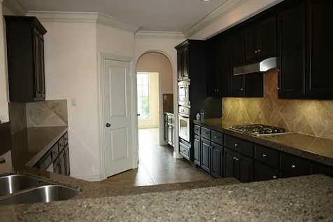 2046 Palm Forest Lane Houston TX 77077