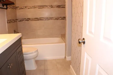 2323 Fairwind Drive 866 Houston TX 77062