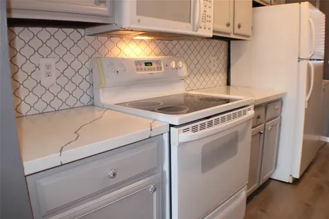 2323 Fairwind Drive 866 Houston TX 77062