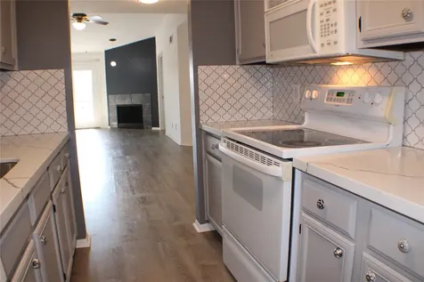 2323 Fairwind Drive 866 Houston TX 77062
