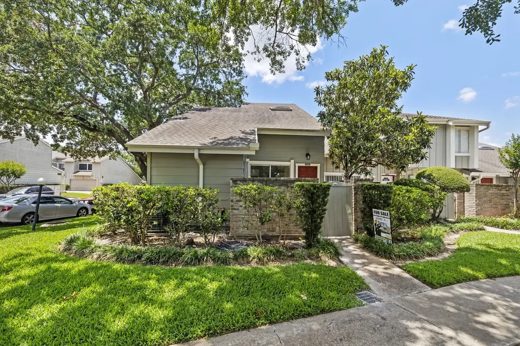13002 Greenway Chase Court Houston TX 77072