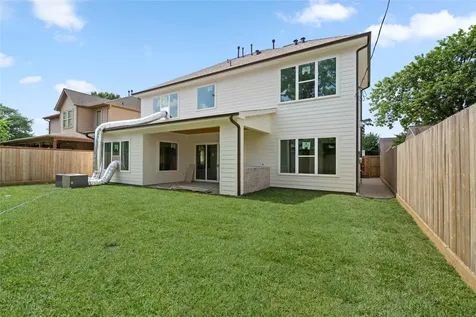 1815 Nina Lee Lane Houston TX 77018