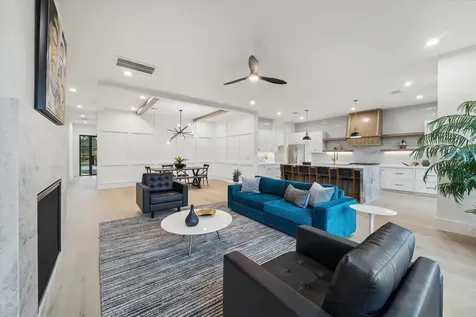 614 Eleanor Street Houston TX 77009