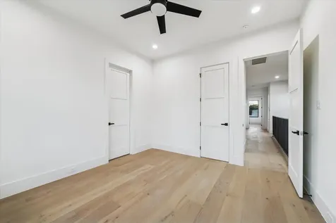 614 Eleanor Street Houston TX 77009