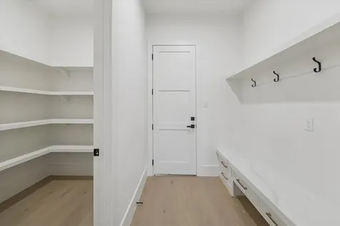 614 Eleanor Street Houston TX 77009