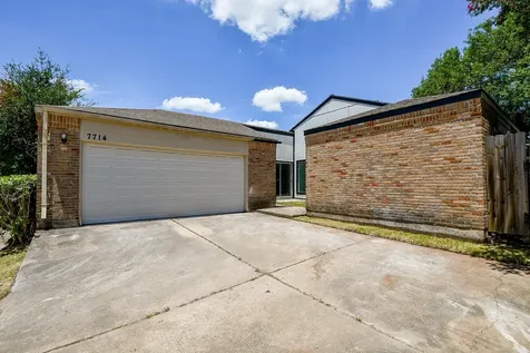 7714 Teal Run Drive Houston TX 77071