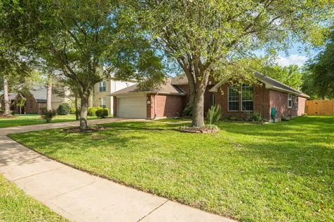 6618 Trenton Lake Lane Houston TX 77041