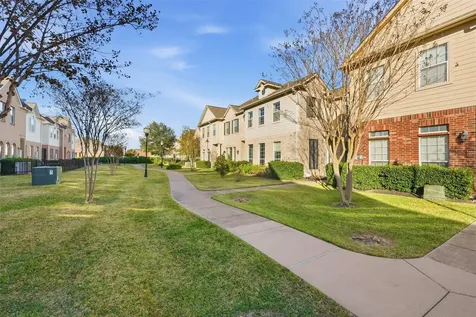 2838 Misty Heath Lane Houston TX 77082