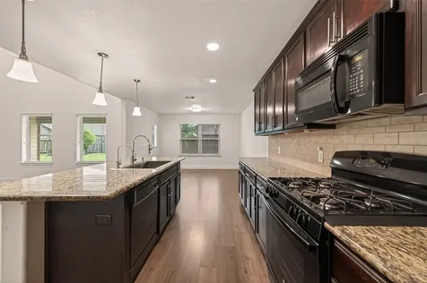9410 Claystone Lane Richmond TX 77407