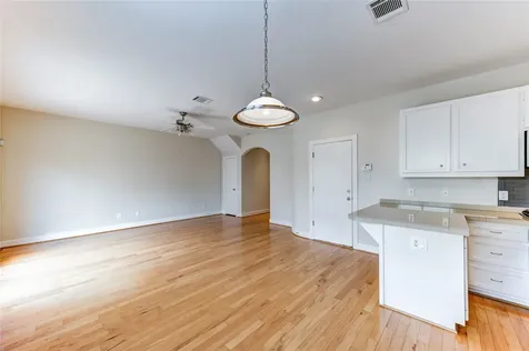 3721 Main Poplar Drive Houston TX 77025