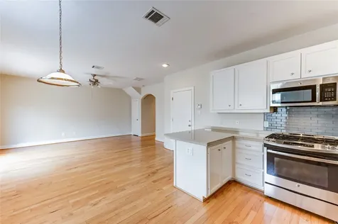 3721 Main Poplar Drive Houston TX 77025