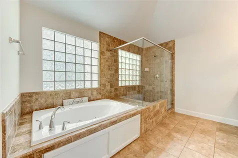 3721 Main Poplar Drive Houston TX 77025
