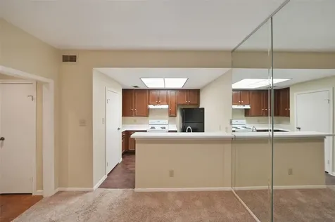 11711 Memorial Drive 604 Houston TX 77024