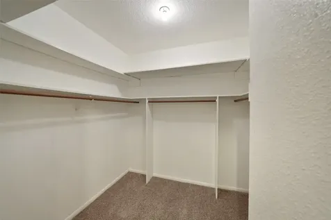 11711 Memorial Drive 604 Houston TX 77024