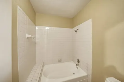 11711 Memorial Drive 604 Houston TX 77024