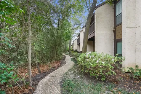 11711 Memorial Drive 604 Houston TX 77024