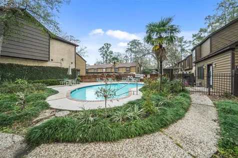 11711 Memorial Drive 604 Houston TX 77024