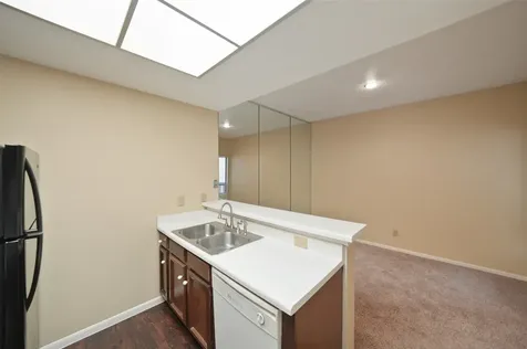 11711 Memorial Drive 604 Houston TX 77024