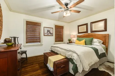 4727 Avenue O Galveston TX 77551