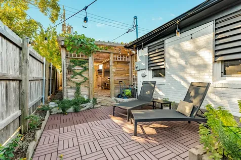 4727 Avenue O Galveston TX 77551