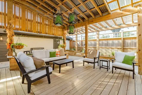 4727 Avenue O Galveston TX 77551