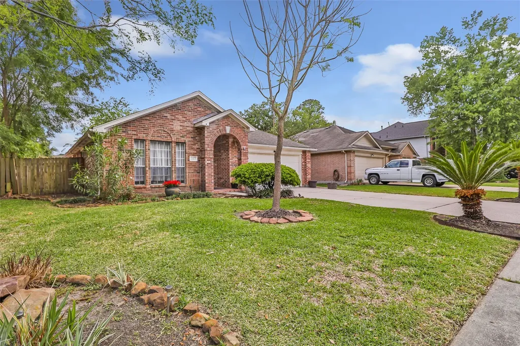 21475 Palace Pines Drive Kingwood TX 77339