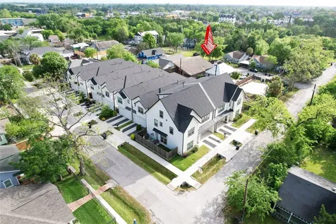1108 Archer Street Houston TX 77009