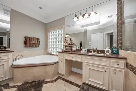 2502 Blossom Bay Court Houston TX 77059