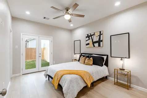 4661 Clover Street B Houston TX 77051