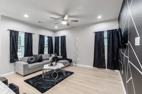 4661 Clover Street B Houston TX 77051
