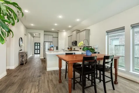 9230 Eckert Road Iowa Colony TX 77583