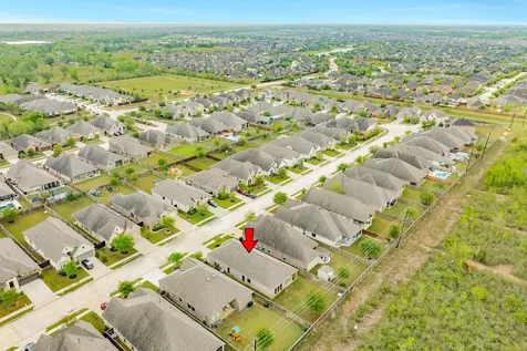 9230 Eckert Road Iowa Colony TX 77583