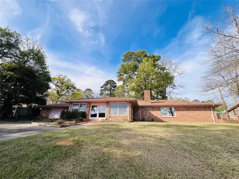 204 Primrose Lane Hemphill TX 75948