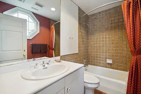 3971 Inverness Drive Houston TX 77019