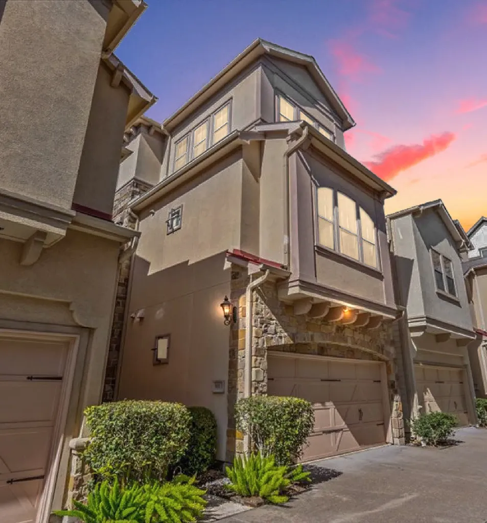 931 W 23rd Street I Houston TX 77008