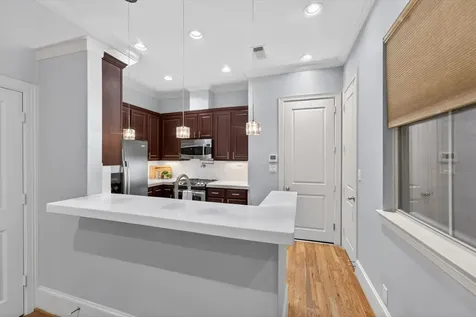 931 W 23rd Street I Houston TX 77008