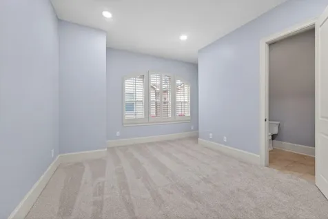 931 W 23rd Street I Houston TX 77008