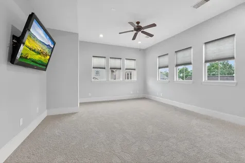 931 W 23rd Street I Houston TX 77008