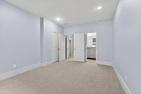 931 W 23rd Street I Houston TX 77008