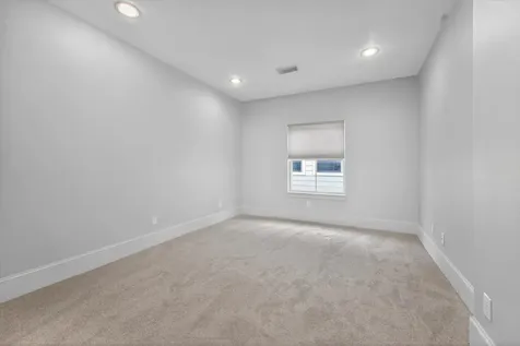 931 W 23rd Street I Houston TX 77008