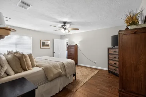 11735 Glenway Drive Houston TX 77070