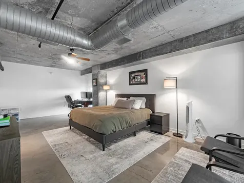 2000 Bagby Street 5423 Houston TX 77002
