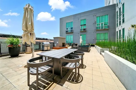 2000 Bagby Street 5423 Houston TX 77002