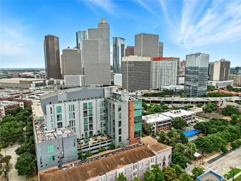 2000 Bagby Street 5423 Houston TX 77002