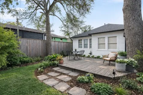 1004 Missouri Street Houston TX 77006