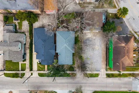1004 Missouri Street Houston TX 77006