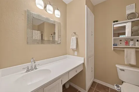 10252 Longmont Drive 45/4 Houston TX 77042
