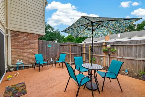 10252 Longmont Drive 45/4 Houston TX 77042